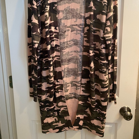 Pink Camo Duster Cardigan Sweater by Sanctuary - Picture 4 of 4